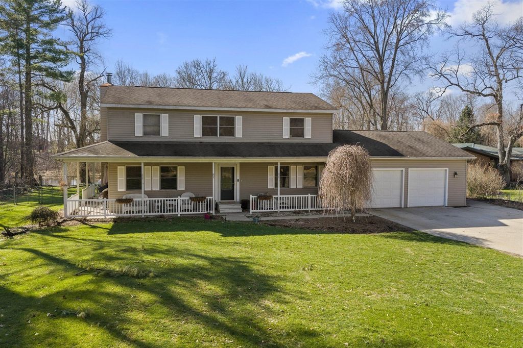 70820 Sunrise Drive, Edwardsburg, MI 49112