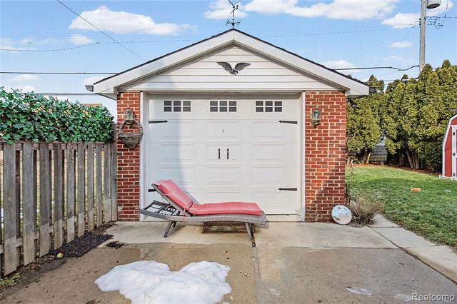 14904 Anne Avenue, Allen Park, MI 48101