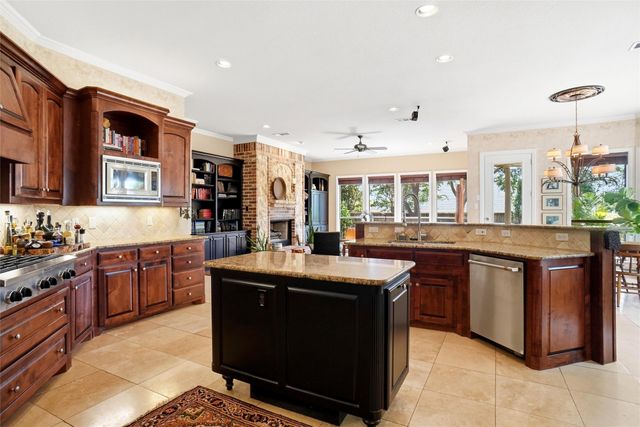 1209 Merlot Drive, Southlake, TX 76092