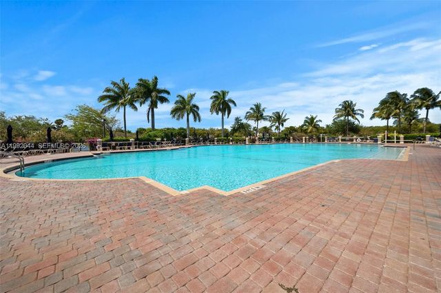 22780 SW 92nd Ct, Cutler Bay, FL 33190