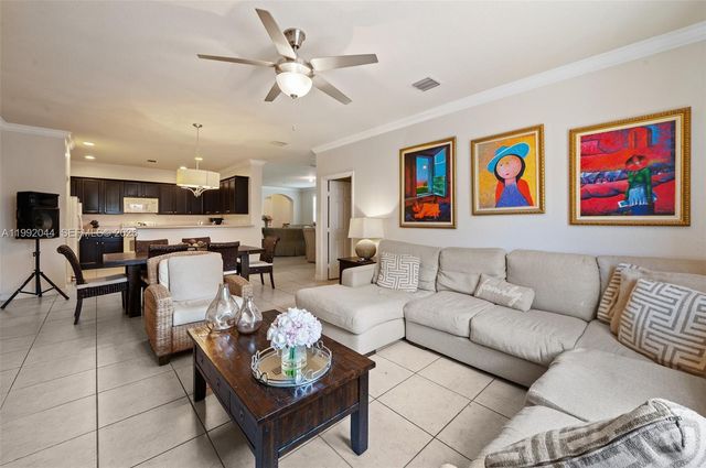 22780 SW 92nd Ct, Cutler Bay, FL 33190