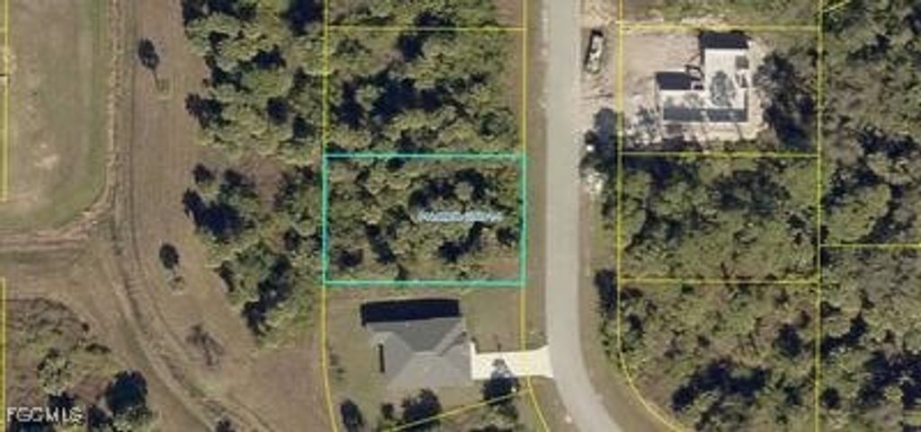 8007 Windswept CIR, Labelle, FL 33935