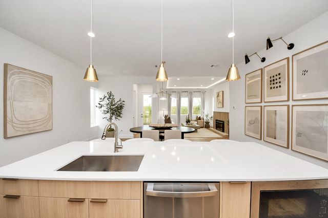 2202 Via Cami, Houston, TX 77051