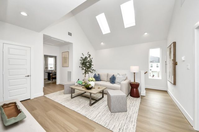 2202 Via Cami, Houston, TX 77051