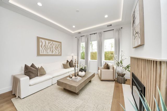 2202 Via Cami, Houston, TX 77051