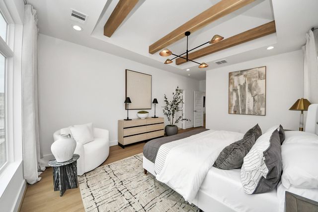 2202 Via Cami, Houston, TX 77051