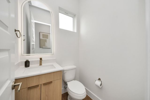 2202 Via Cami, Houston, TX 77051