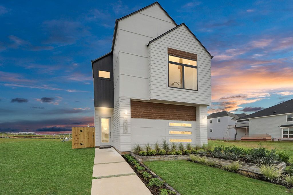 2202 Via Cami, Houston, TX 77051