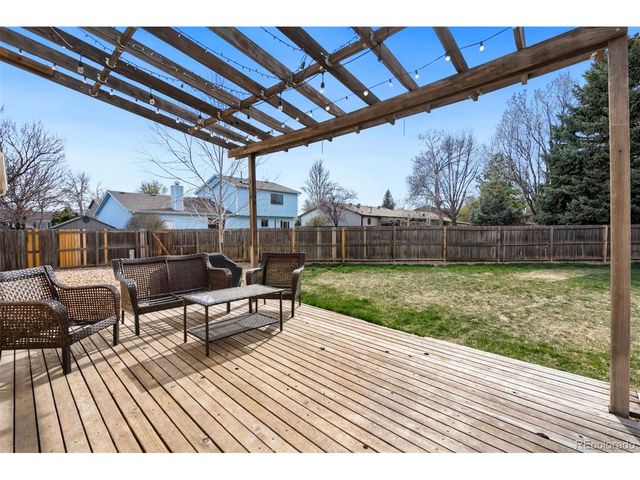 4523 Woodland Ct, Fort Collins, CO 80526