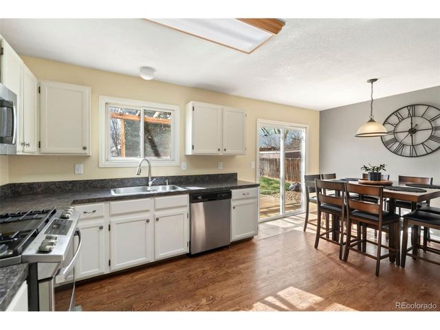 4523 Woodland Ct, Fort Collins, CO 80526
