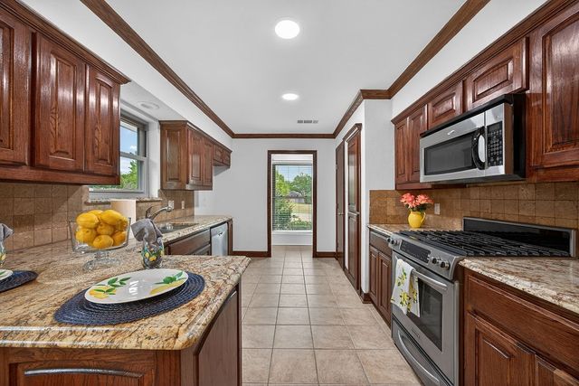 1706 Damian Way, Richardson, TX 75081