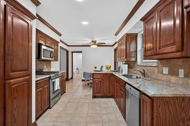 1706 Damian Way, Richardson, TX 75081