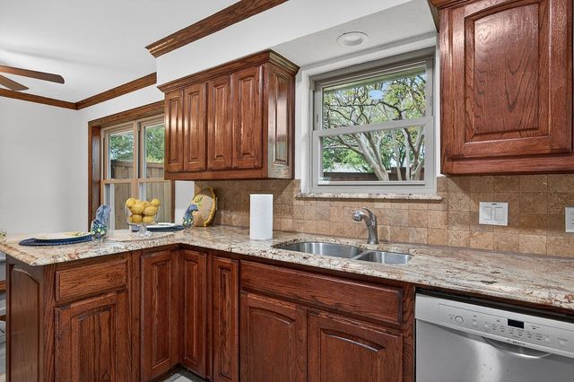 1706 Damian Way, Richardson, TX 75081