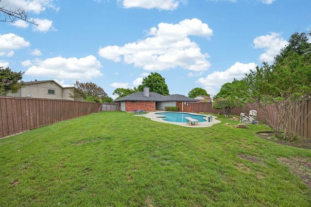 1706 Damian Way, Richardson, TX 75081