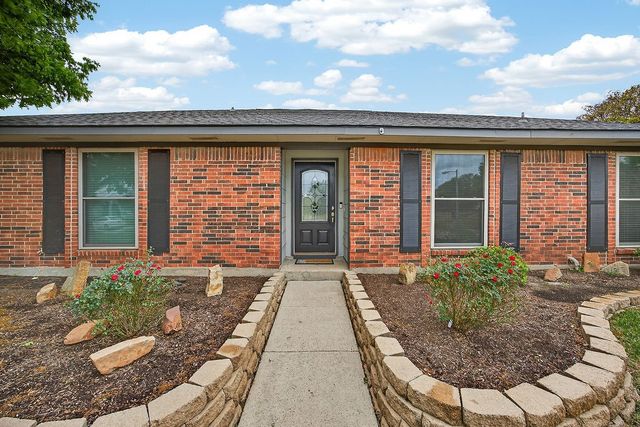 1706 Damian Way, Richardson, TX 75081