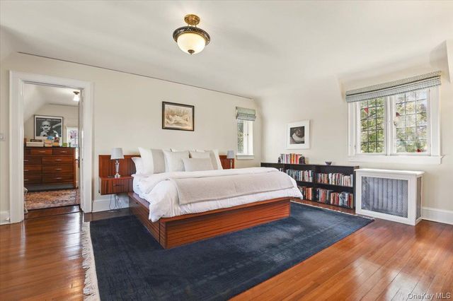 8 Club Way, Hartsdale, NY 10530