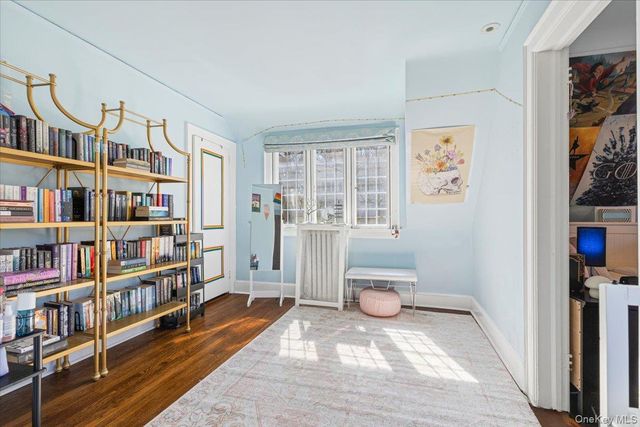 8 Club Way, Hartsdale, NY 10530