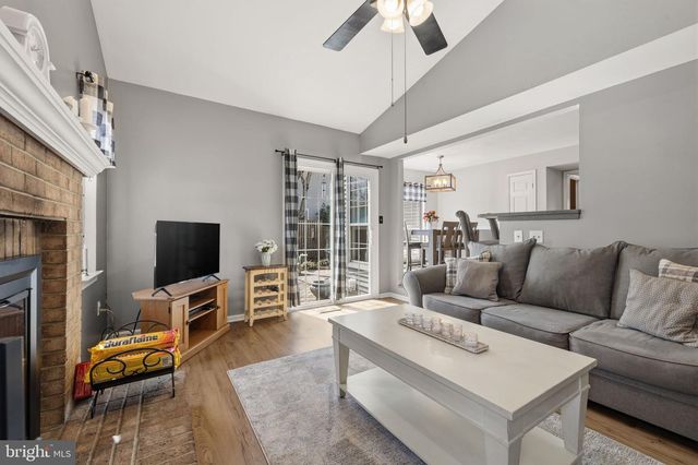 14693 STRATFORD DR, Woodbridge, VA 22193