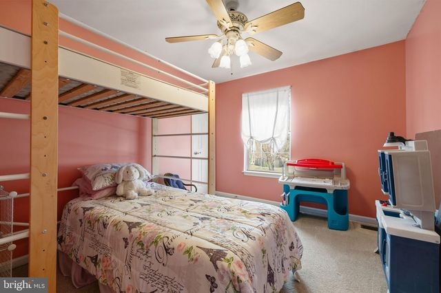 14693 STRATFORD DR, Woodbridge, VA 22193