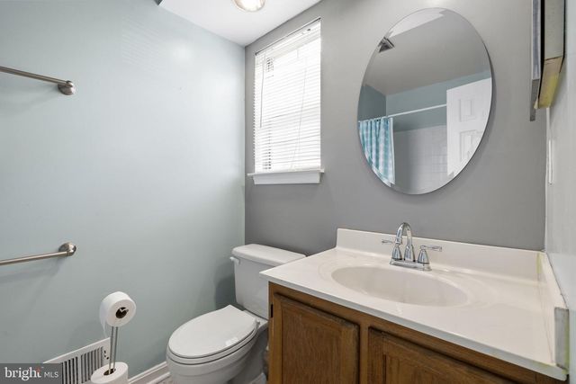 14693 STRATFORD DR, Woodbridge, VA 22193