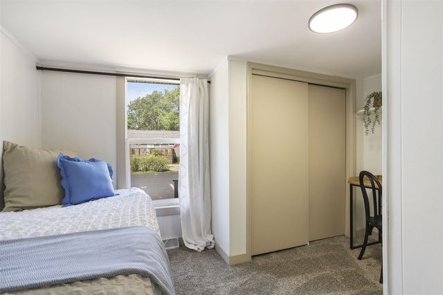 222 Oak Street, South Haven, MI 49090