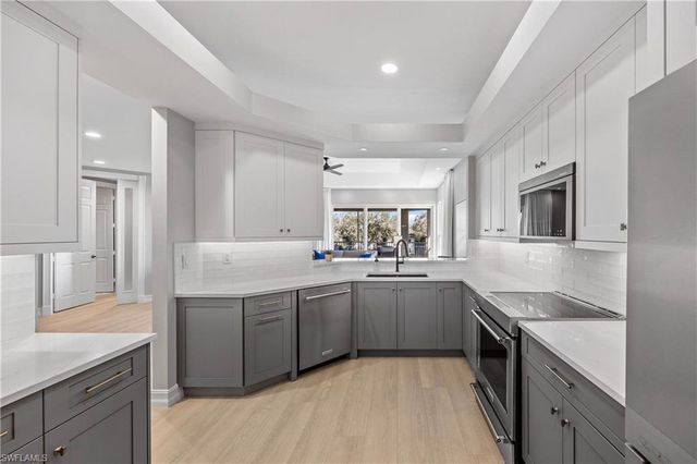 1865 Les Chateaux BLVD 303, Naples, FL 34109