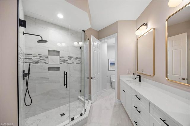 1865 Les Chateaux BLVD 303, Naples, FL 34109