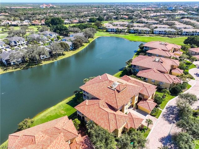 1865 Les Chateaux BLVD 303, Naples, FL 34109