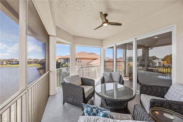 1865 Les Chateaux BLVD 303, Naples, FL 34109