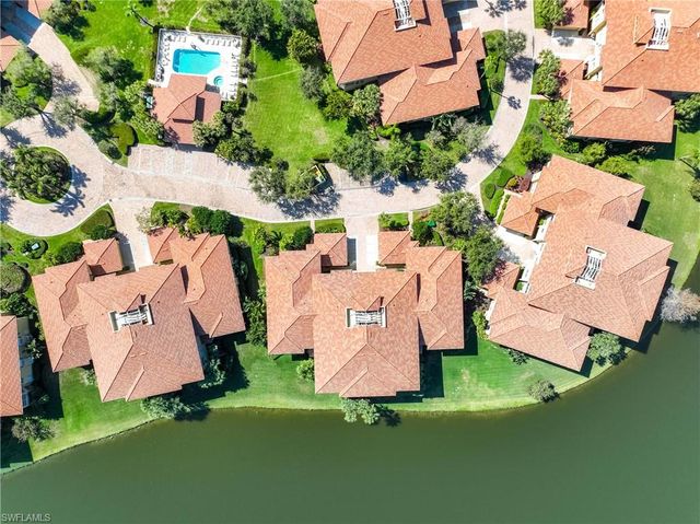 1865 Les Chateaux BLVD 303, Naples, FL 34109