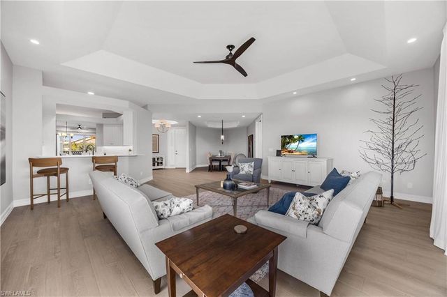 1865 Les Chateaux BLVD 303, Naples, FL 34109