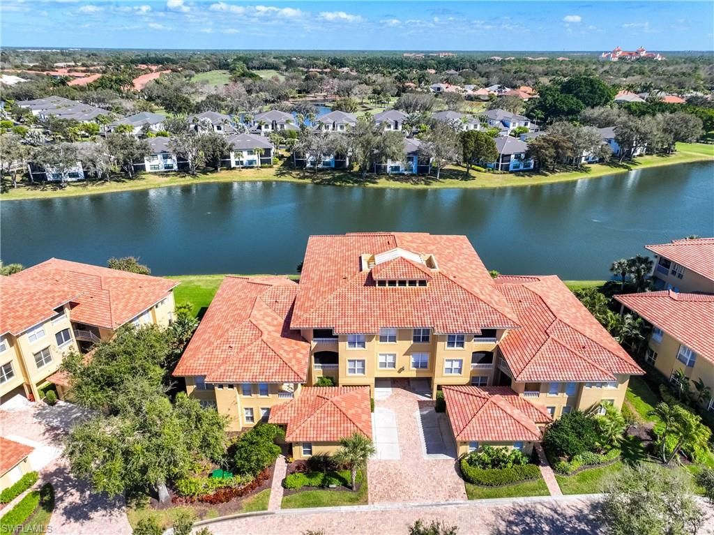 1865 Les Chateaux BLVD 303, Naples, FL 34109
