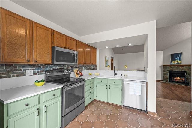 989 S Miller Street 204, Lakewood, CO 80226
