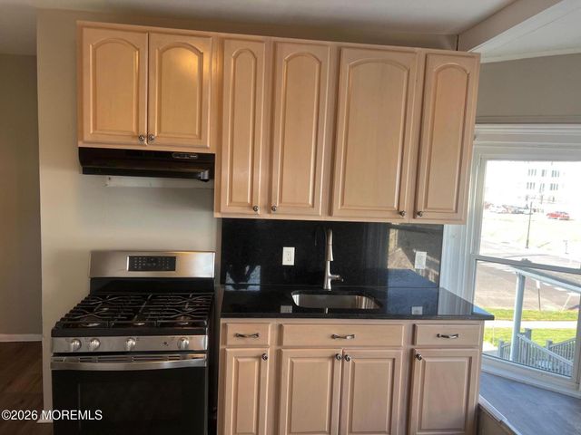 302 3rd Avenue 2 FR, Asbury Park, NJ 07712