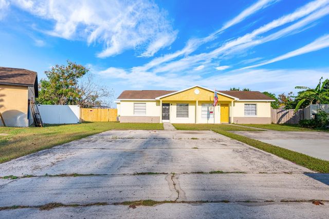 6941 EDGEFIELD LANE, Orlando, FL 32822