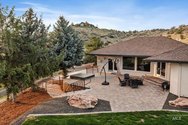 4239 N. Triple Ridge Place, Eagle, ID 83616