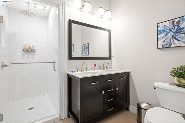 2207 E 21St St, Oakland, CA 94606
