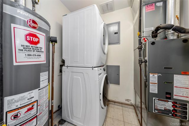 10716 37th Avenue 3B, Corona, NY 11368