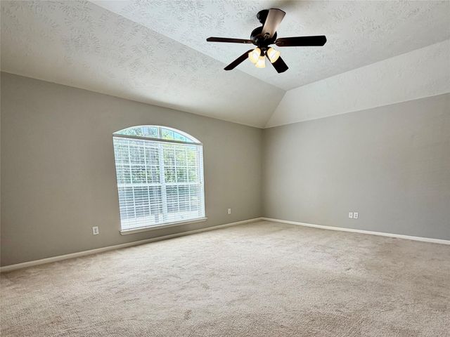 6622 Grant Drive, Magnolia, TX 77354