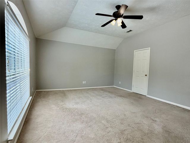 6622 Grant Drive, Magnolia, TX 77354