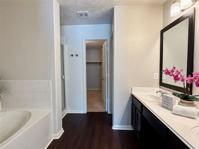 6622 Grant Drive, Magnolia, TX 77354