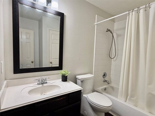 6622 Grant Drive, Magnolia, TX 77354