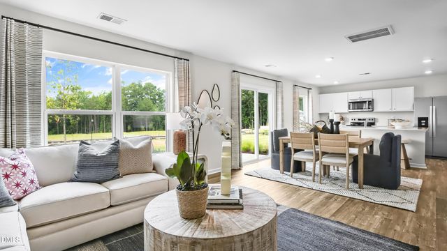 201 Palomino Way, Clayton, NC 27520