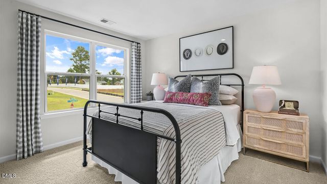 201 Palomino Way, Clayton, NC 27520