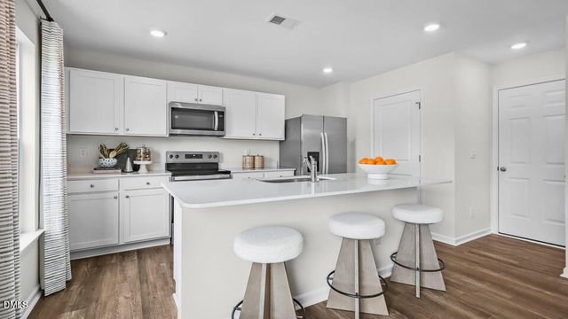 201 Palomino Way, Clayton, NC 27520