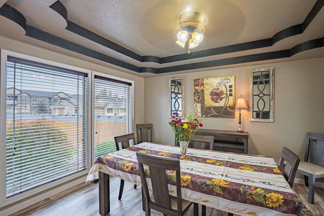 12224 N Nevada Ct, Spokane, WA 99218