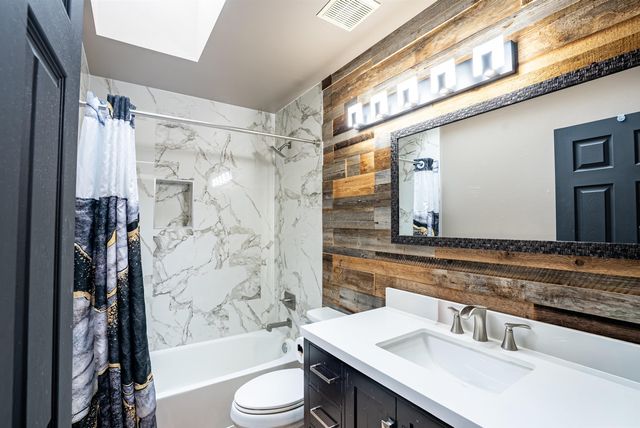 12224 N Nevada Ct, Spokane, WA 99218