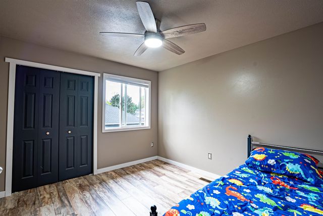 12224 N Nevada Ct, Spokane, WA 99218