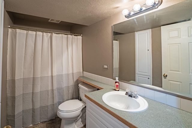 12224 N Nevada Ct, Spokane, WA 99218