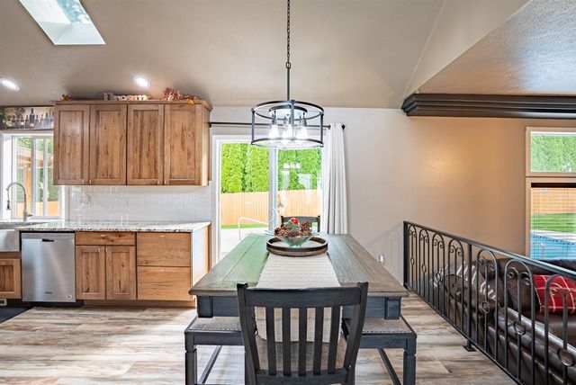 12224 N Nevada Ct, Spokane, WA 99218